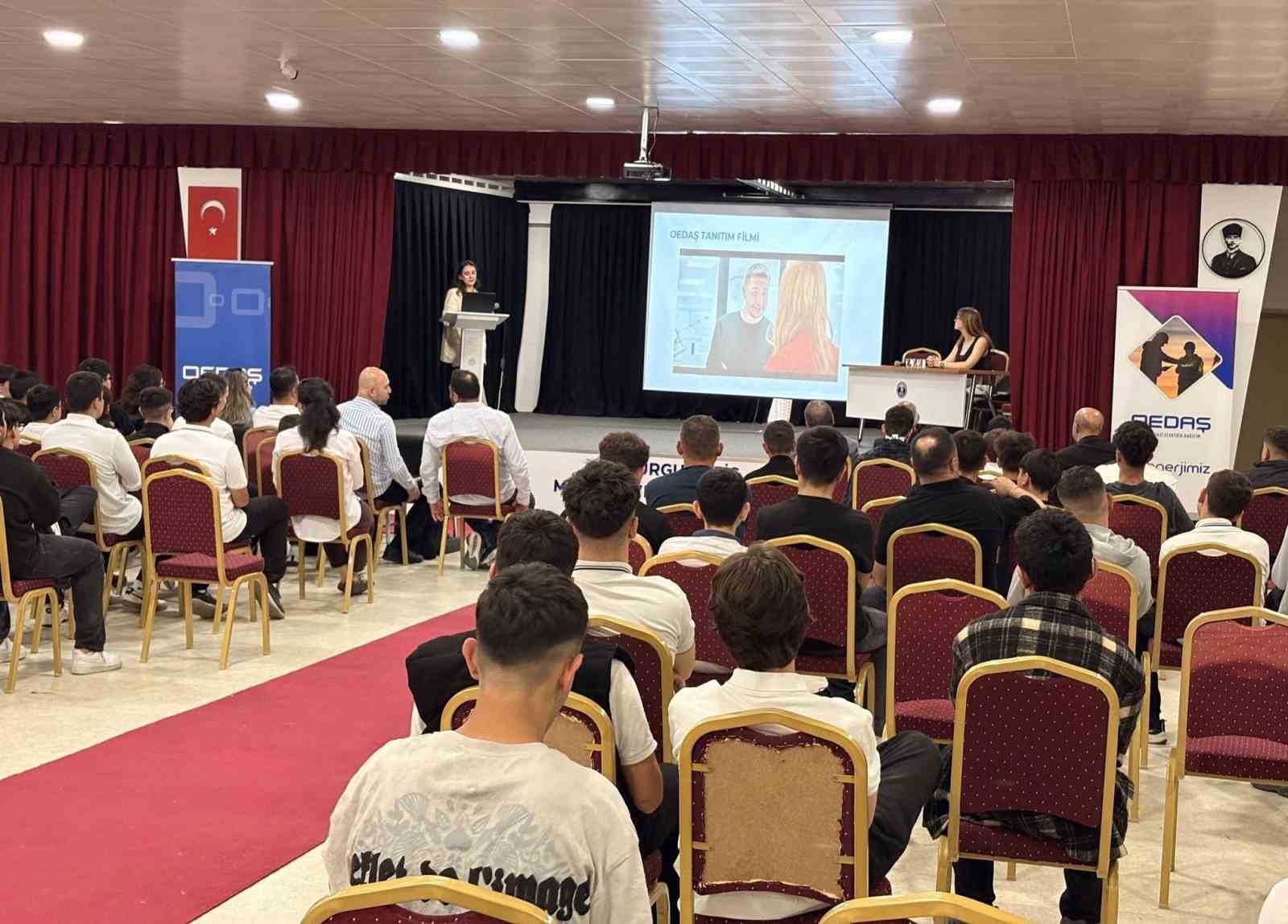 OEDAŞ geleceğin m&uuml;hendisleri ile buluştu