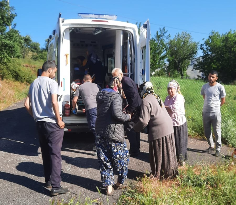 Malatya&rsquo;da yaralanan vatandaş hava ambulansıyla hastaneye sevk edildi