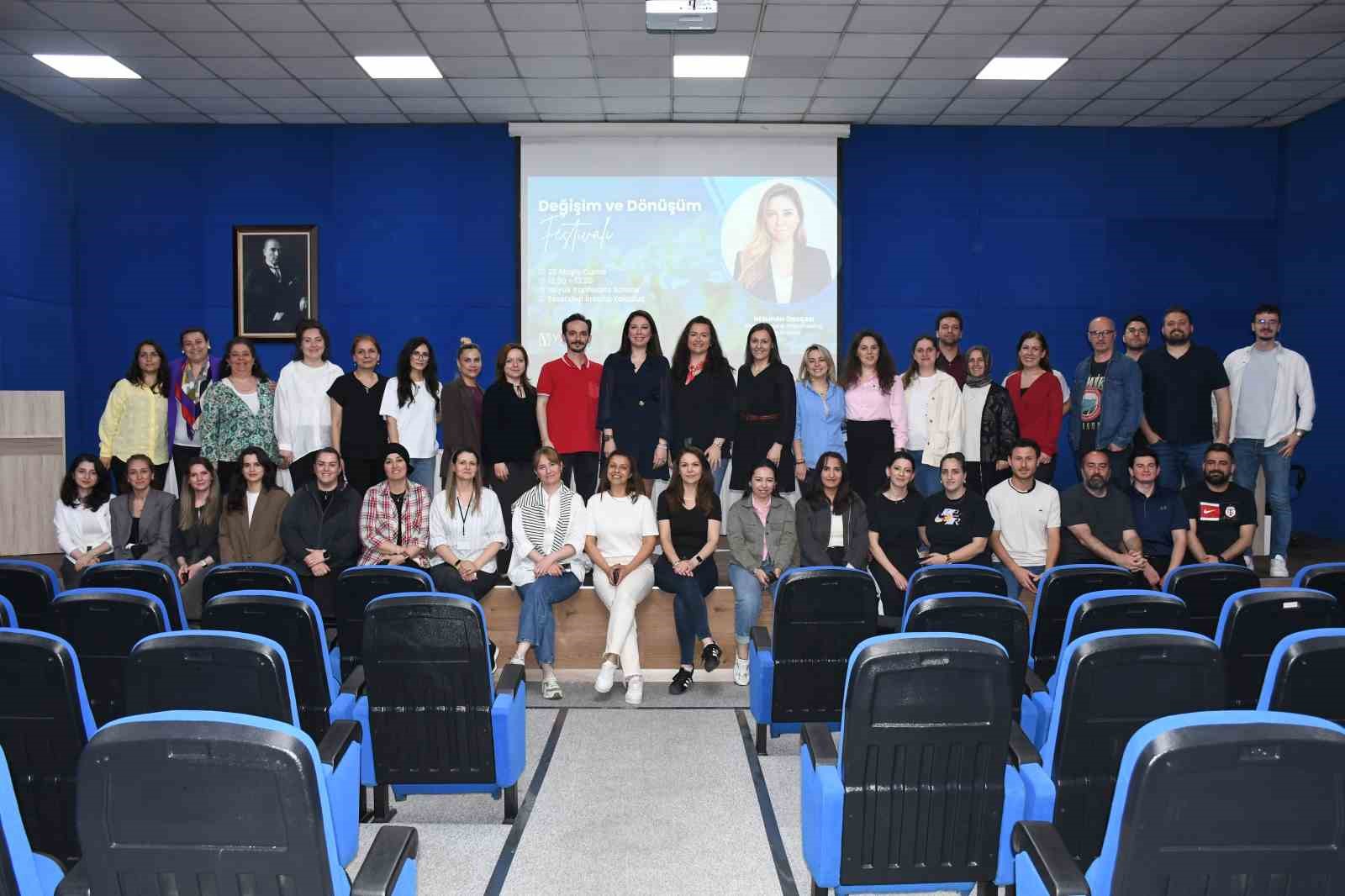Değişim ve d&ouml;n&uuml;ş&uuml;m yolculuğu &uuml;&ccedil;&uuml;nc&uuml; yılında