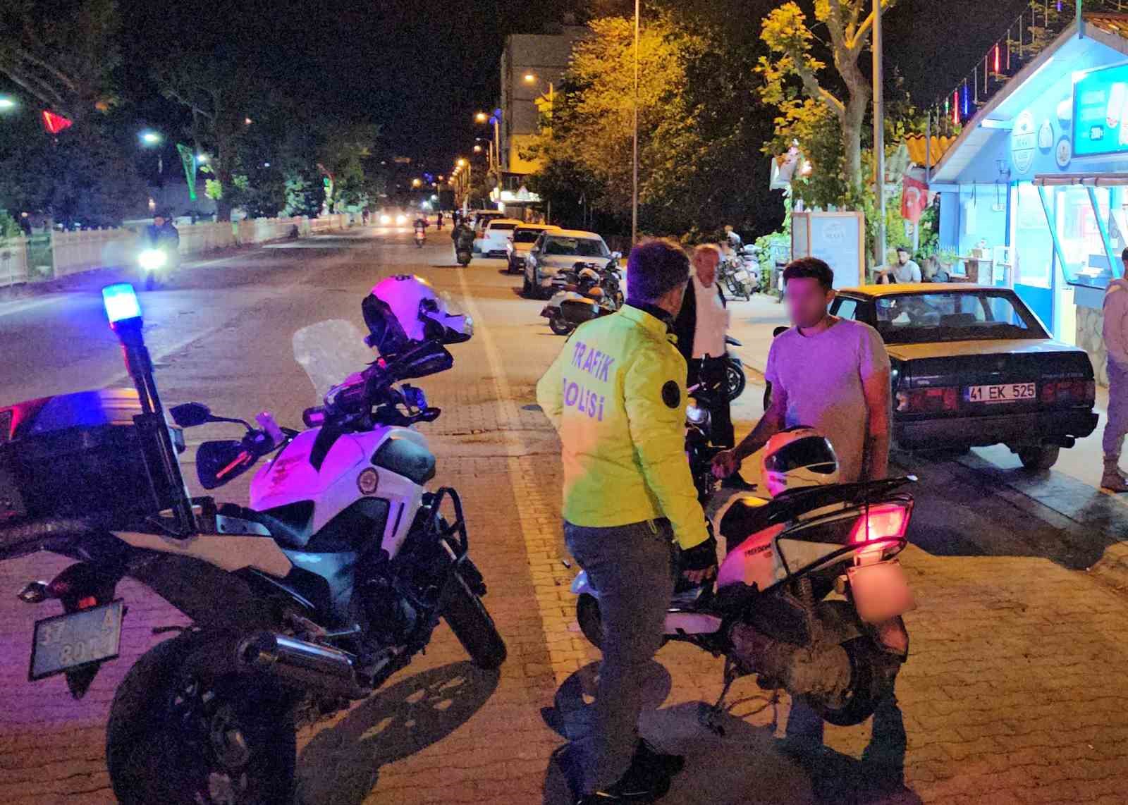 Gürültü kirliliğine sebep olan motosiklet sürücüsüne 35 bin lira ceza