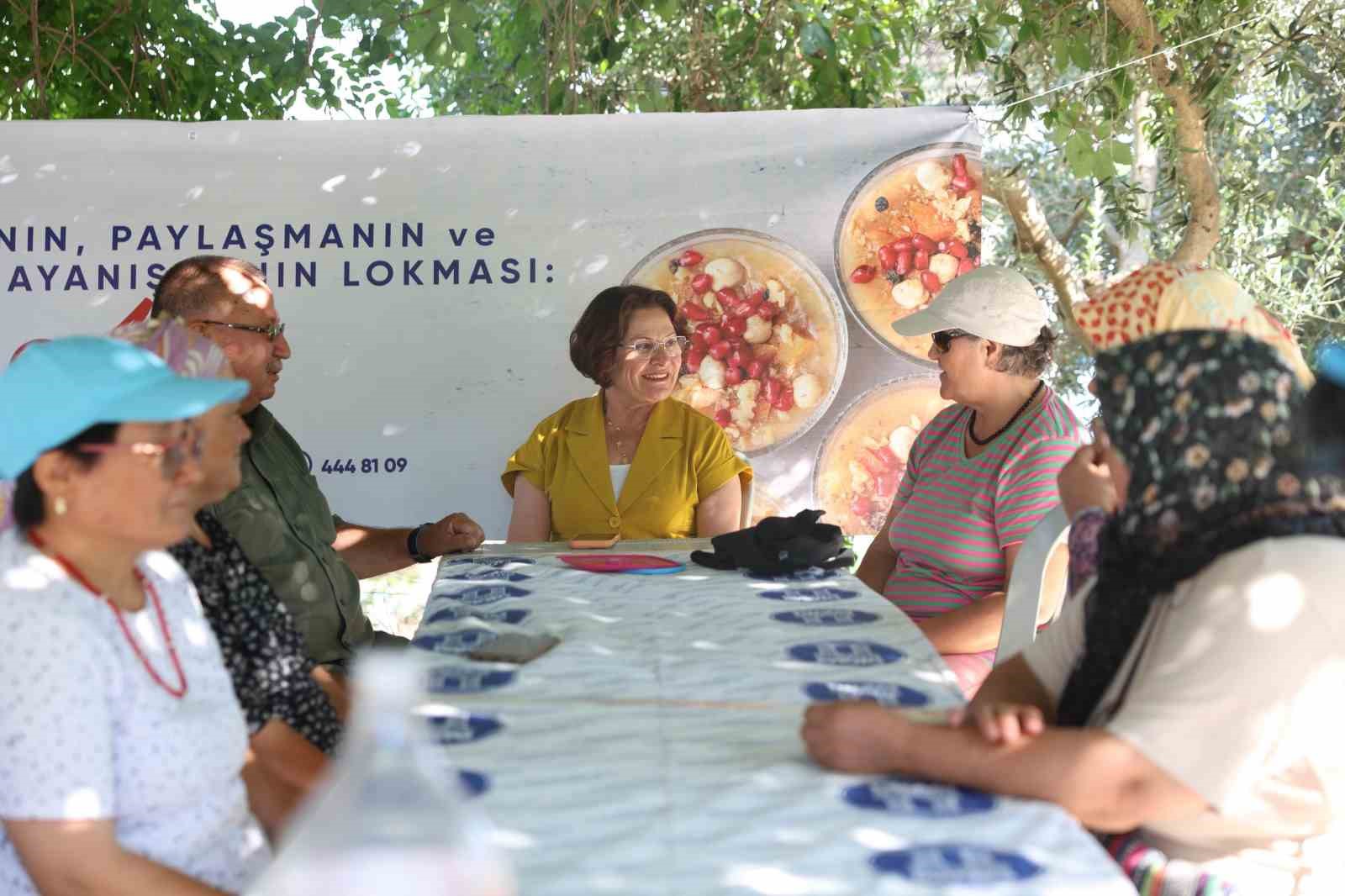 Başkan Gen&ccedil;ay&rsquo;dan 8 bin kişilik aşure ikramı