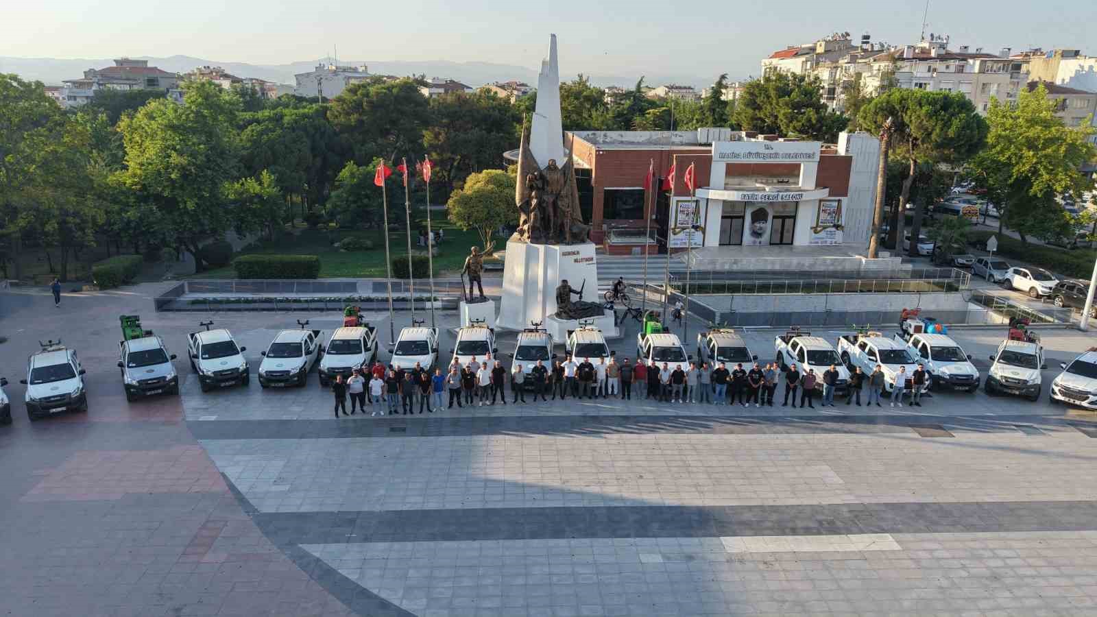 Sivrisineklere karşı eş zamanlı ila&ccedil;lama