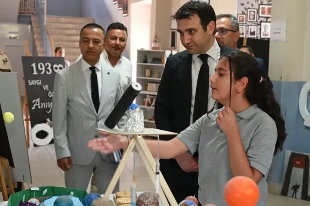 Yenipazar’da yıl sonu sergisi açıldı