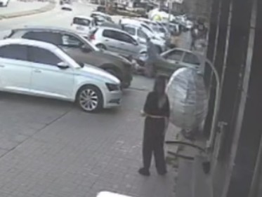 Kırşehir&rsquo;de otomobile &ccedil;arpan bisikletli &ccedil;ocuk yaralandı