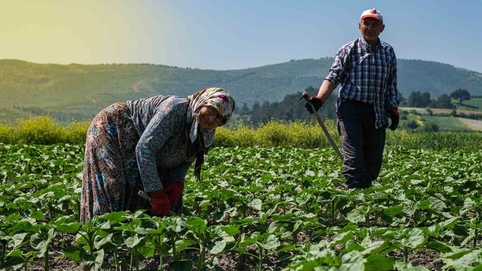 Altıeyl&uuml;l&rsquo;de kırsal ulaşım ağı g&uuml;&ccedil;leniyor