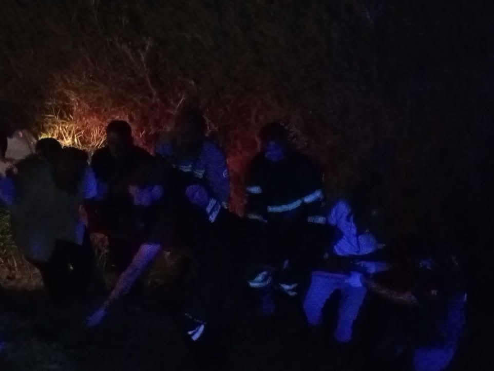 Kırıkhan&rsquo;da kamyonet şarampole u&ccedil;tu: 3 yaralı