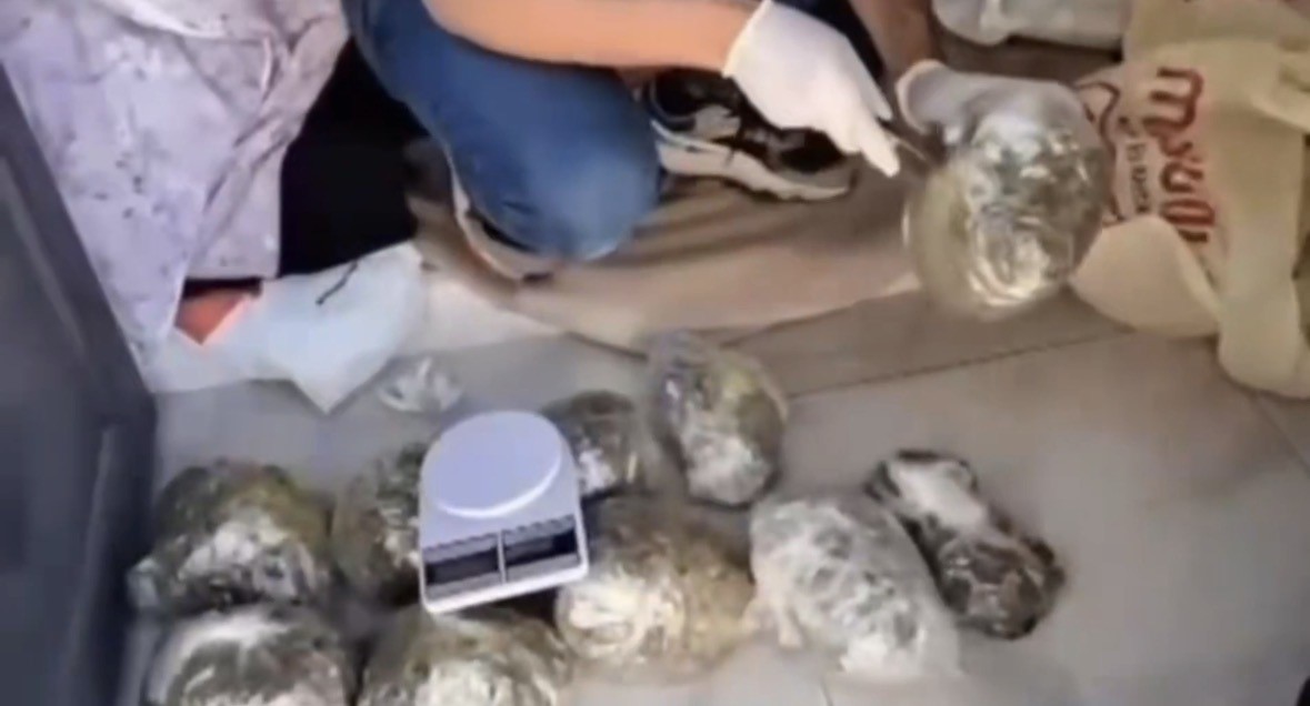 Gaziantep&rsquo;te 22 kilo uyuşturucu ele ge&ccedil;irildi: 8 şahıs tutuklandı
