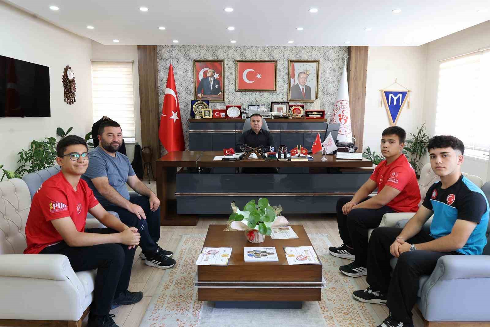 Bilecikli sporculardan gururlandıran T&uuml;rkiye derecesi