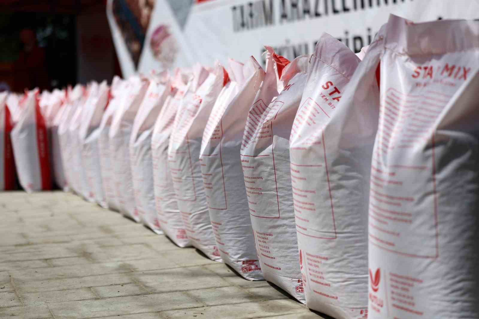 D&uuml;nya &Ccedil;ift&ccedil;iler G&uuml;n&uuml;&rsquo;nde &uuml;reticilere tohum desteği