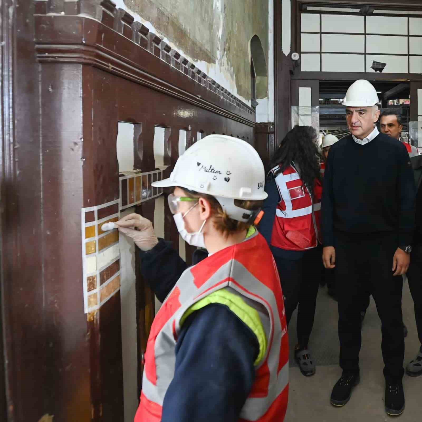 Tarihi Sirkeci Garı "Yaşayan K&uuml;lt&uuml;r Adasına" d&ouml;n&uuml;şecek