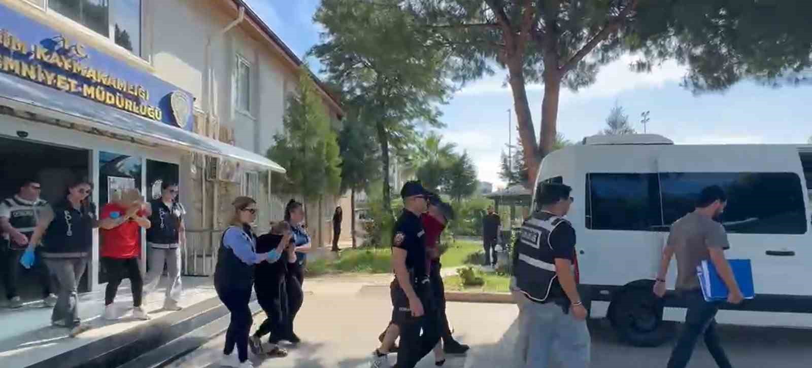 Didim&rsquo;de fuhuş operasyonu: 4 tutuklama
