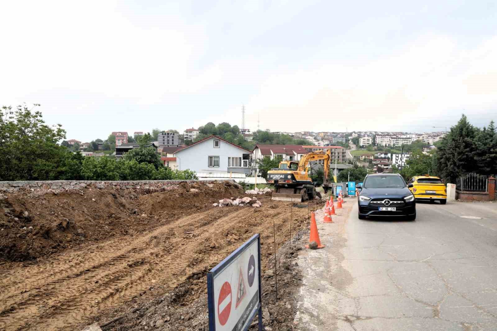 Selahattin Eyyubi Caddesi&rsquo;nde 2. etap yol yapım &ccedil;alışmaları başladı