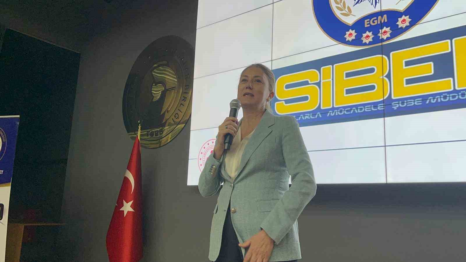 Nazilli&rsquo;de &ouml;ğretmenlere siber g&uuml;venlik eğitimi