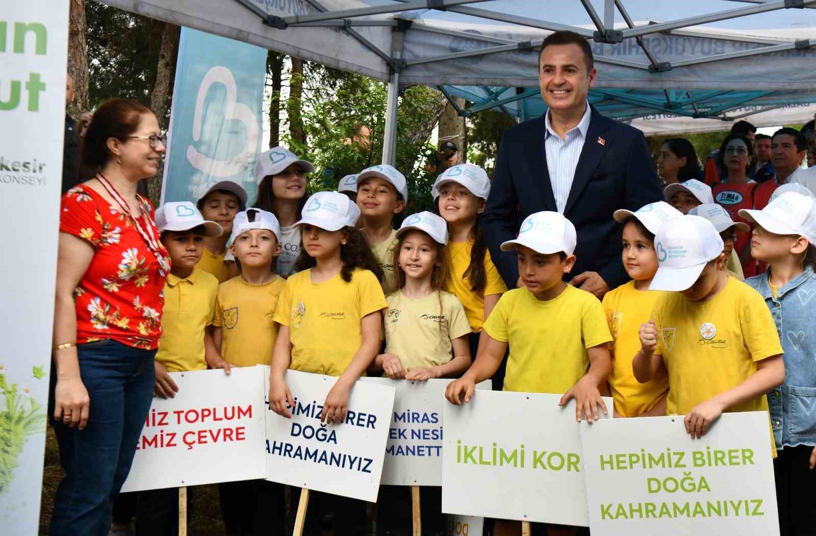 Başkan Ahmet Akın: "&Ccedil;evre bize emanet"