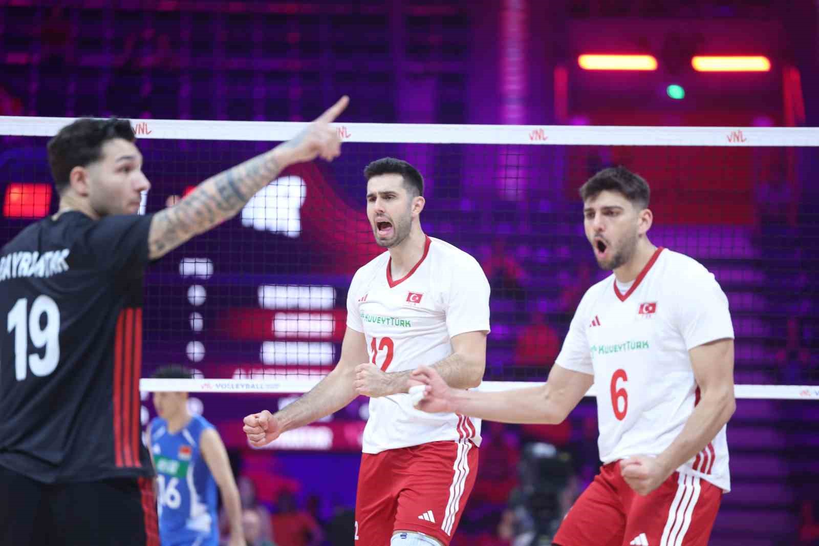 A Milli Erkek Voleybol Takımı, &Ccedil;in&rsquo;i 3-0 mağlup etti