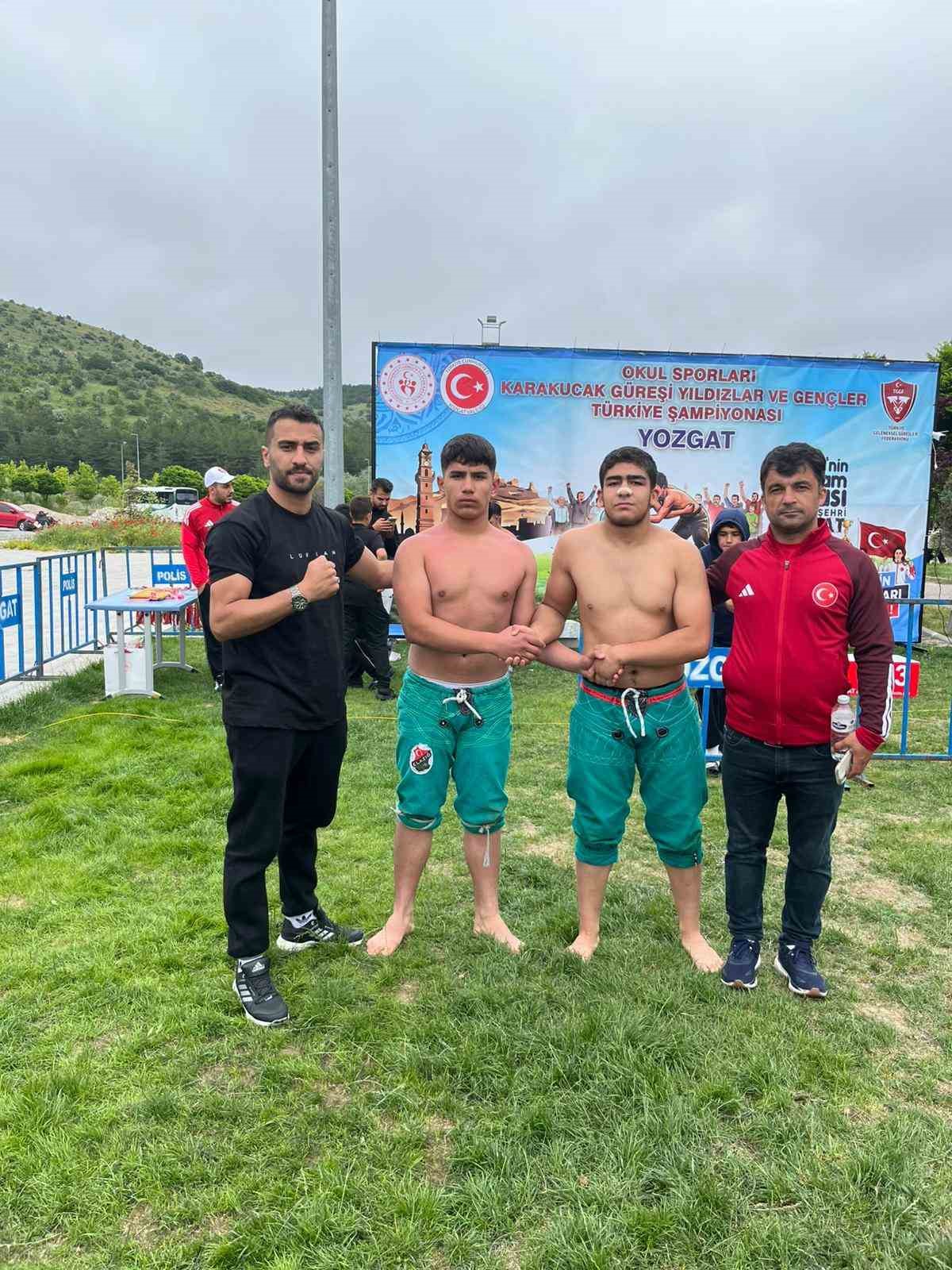 Karakucak Yıldızlar T&uuml;rkiye Şampiyonası&rsquo;nda Elazığlı sporcu ikinci oldu