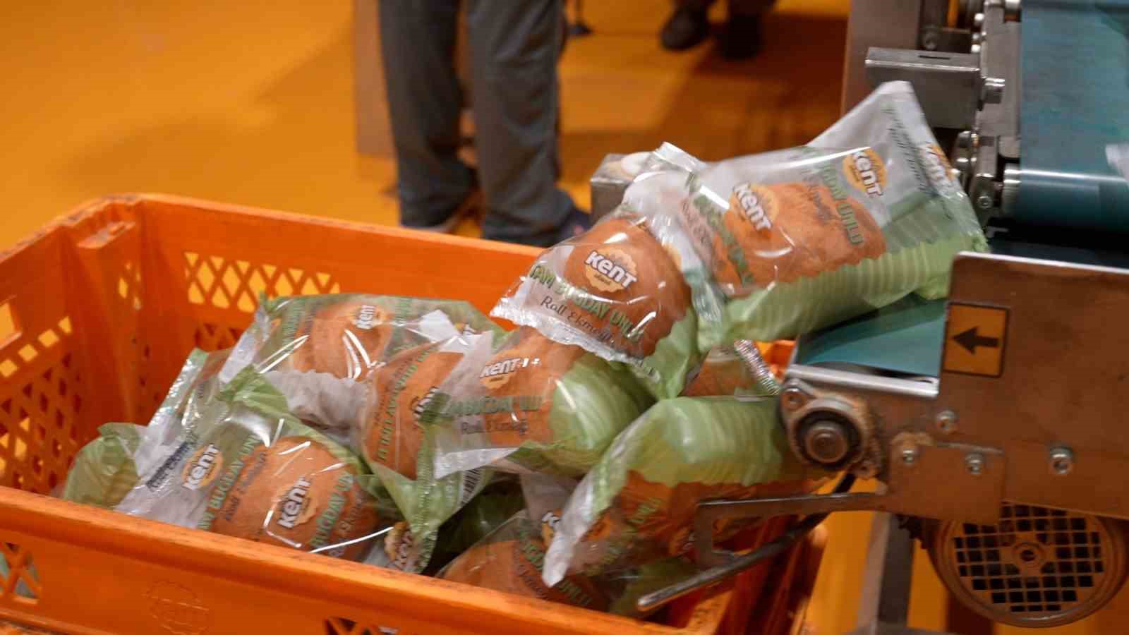 Kayseri B&uuml;y&uuml;kşehir, g&uuml;nde 100 bini aşan ekmek &uuml;retiyor