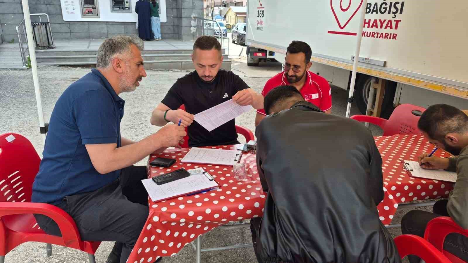 Sarıkamış&rsquo;ta Kızılay&rsquo;dan kan bağışı kampanyası