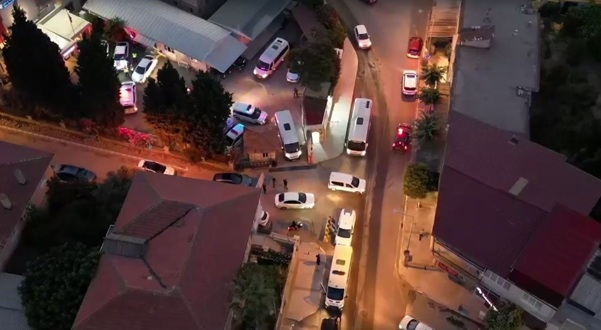 Urla&rsquo;da uyuşturucu operasyonu: 6 ş&uuml;pheli tutuklandı