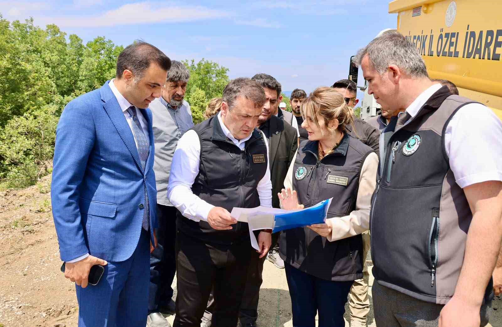 Vali S&ouml;zer ara&ccedil; başına ge&ccedil;ti, k&ouml;y yolarında BSK d&ouml;kt&uuml;