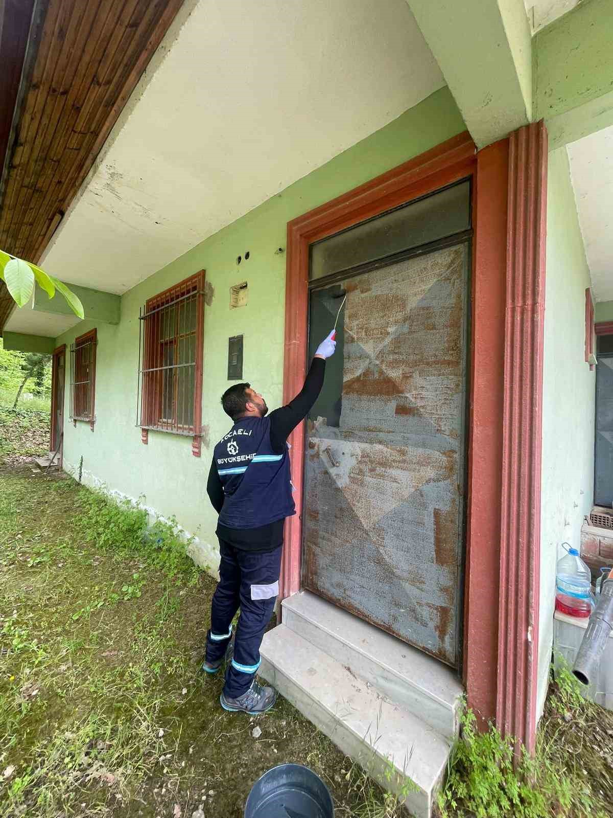 Mezarlıklarda erişim ve g&uuml;venlik artırılıyor