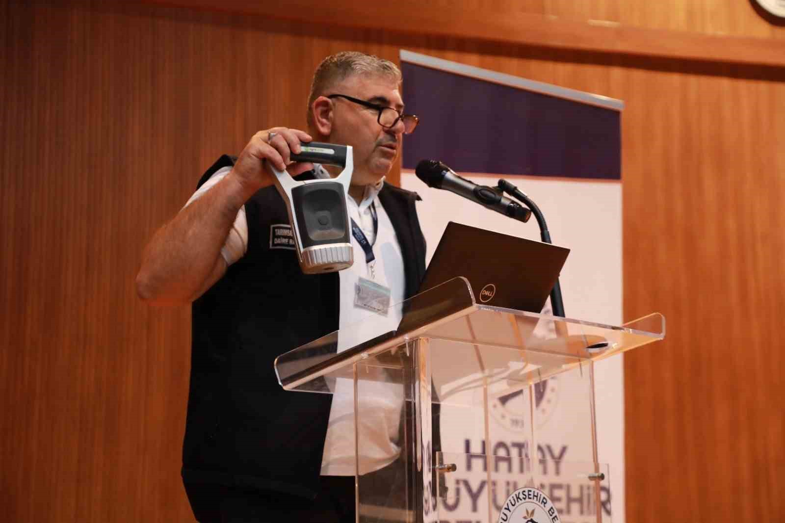 Arsuz&rsquo;da turun&ccedil;gil yetiştiricilerine y&ouml;nelik eğitim d&uuml;zenlendi
