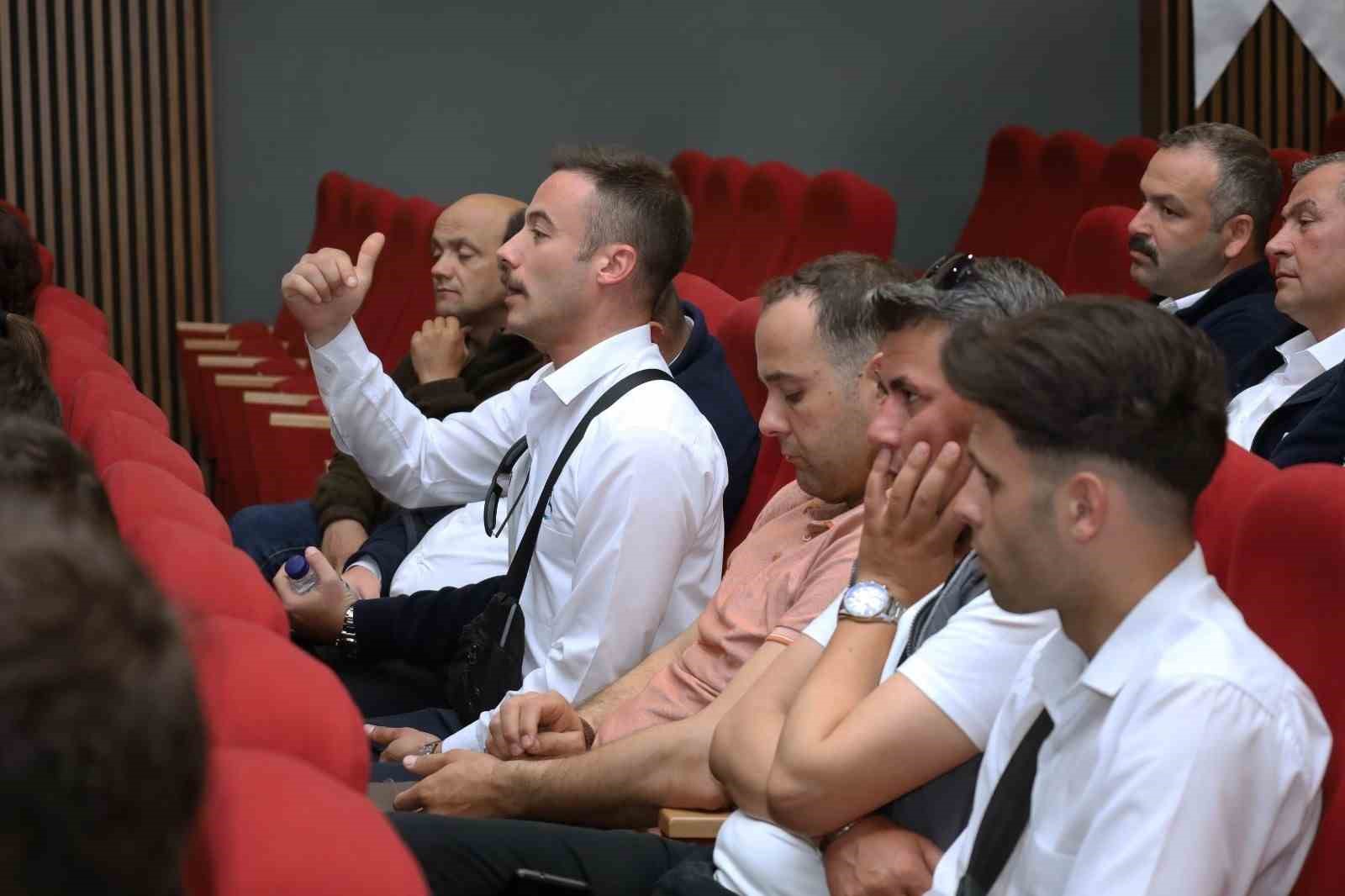B&uuml;y&uuml;kşehir&rsquo;den s&uuml;r&uuml;c&uuml;lere vatandaş memnuniyeti odaklı eğitim