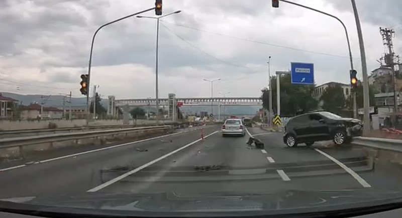 D-650&rsquo;de y&uuml;rekleri ağza getiren kaza kamerada