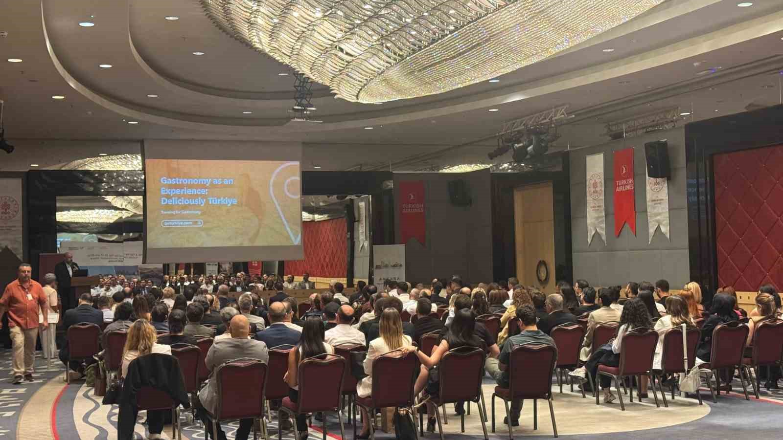 Erciyes, Ankara&rsquo;da T&uuml;rk D&uuml;nyası acentelerine tanıtıldı