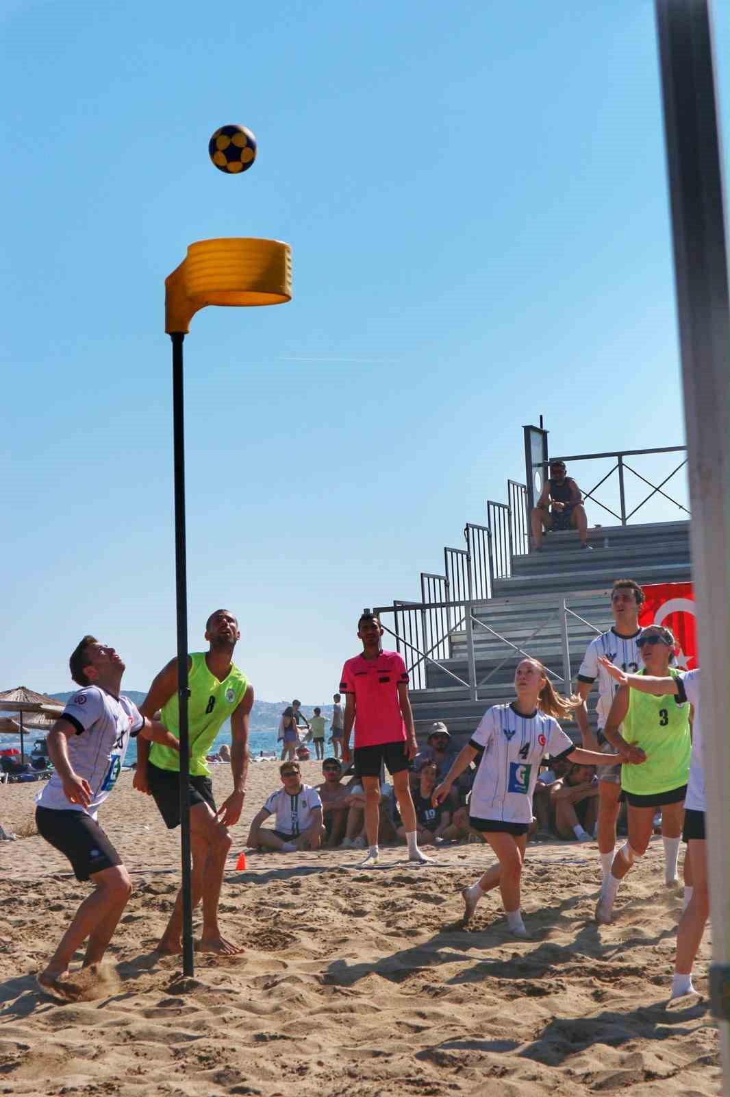 Balıkesir&rsquo;de Plaj Korfbol T&uuml;rkiye Şampiyonası yapıldı