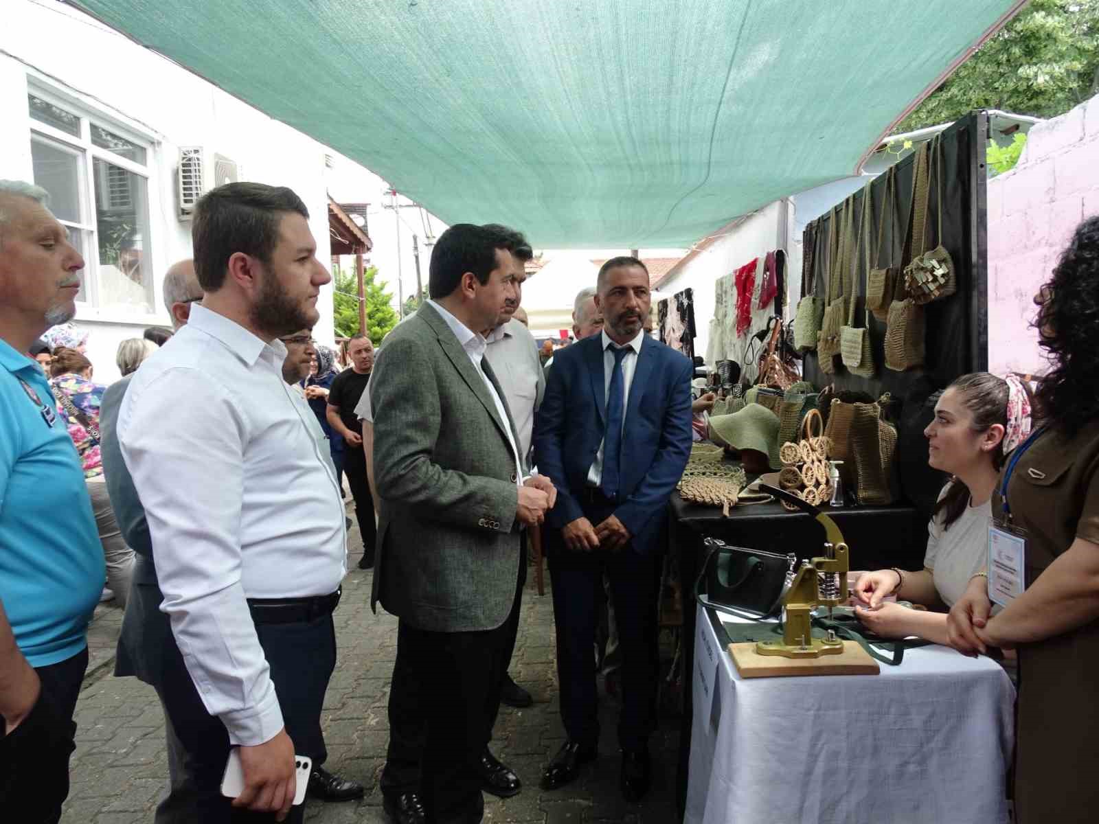 Havran&rsquo;da Halk Eğitimi Merkezi yıl sonu sergisi a&ccedil;ıldı