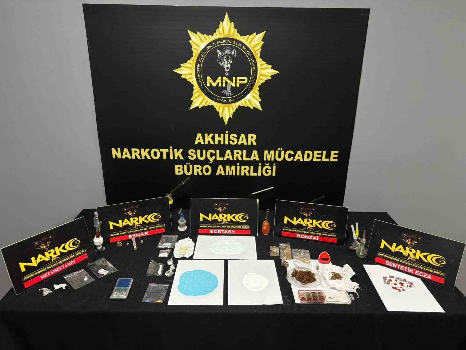 Manisa&rsquo;da uyuşturucu operasyonu: 21 tutuklama