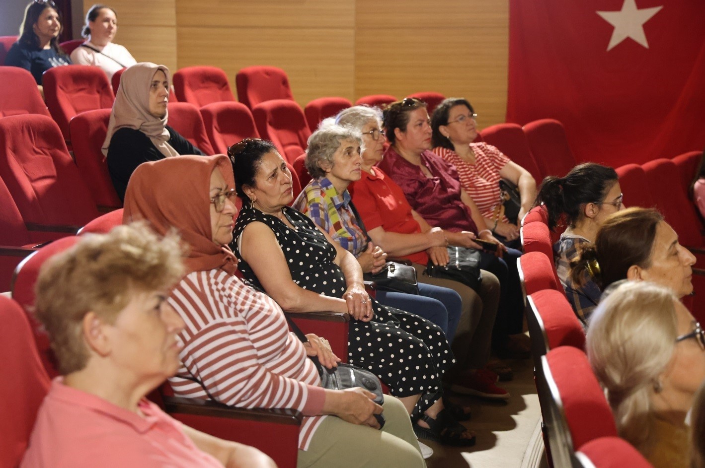 Tekirdağ’da "Kadın Sağlığına Bütüncül Yaklaşım" semineri