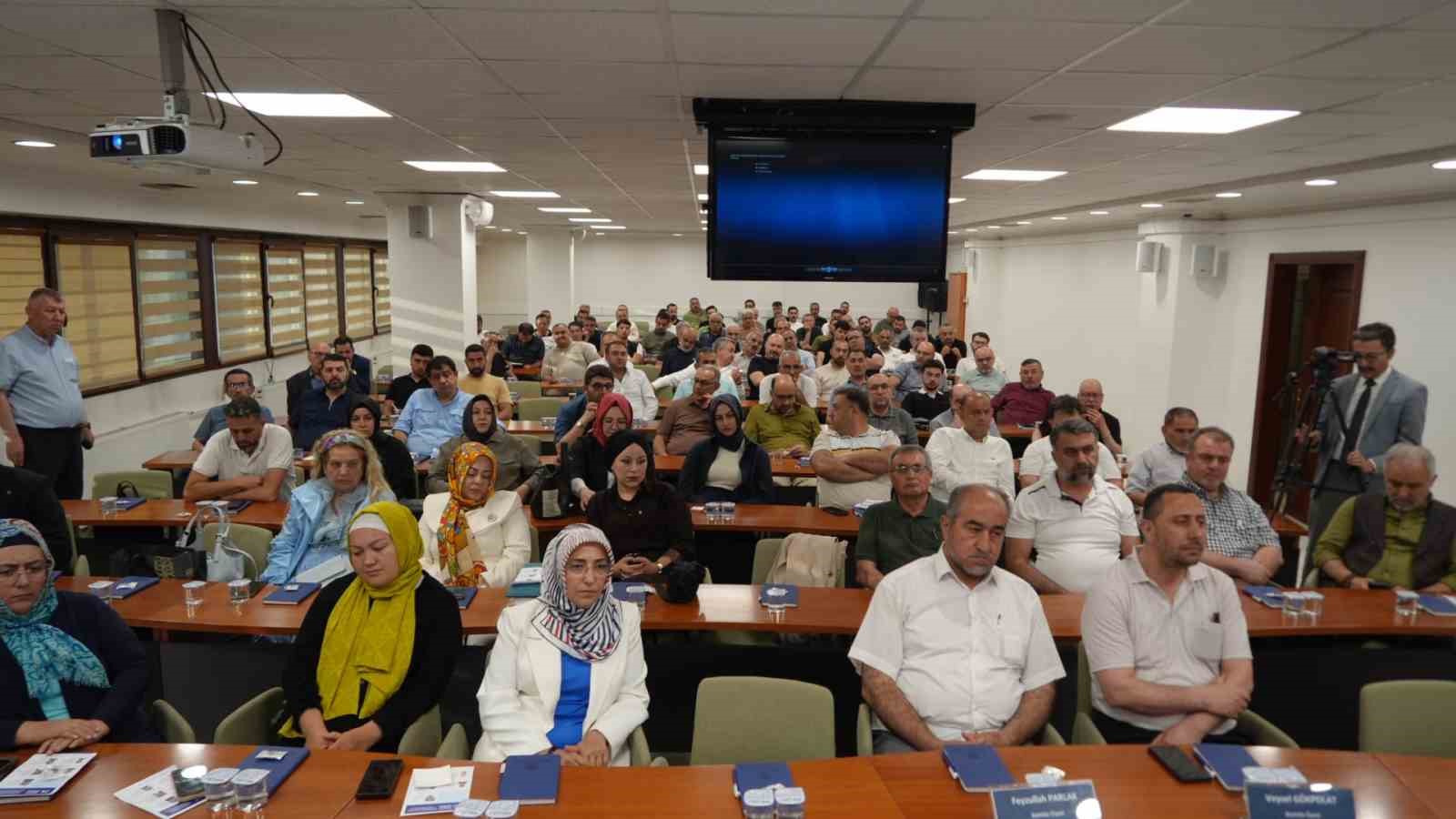KTO Başkanı &Ouml;zt&uuml;rk: "Emek yoğun sekt&ouml;rlere daha fazla destek verilmeli"