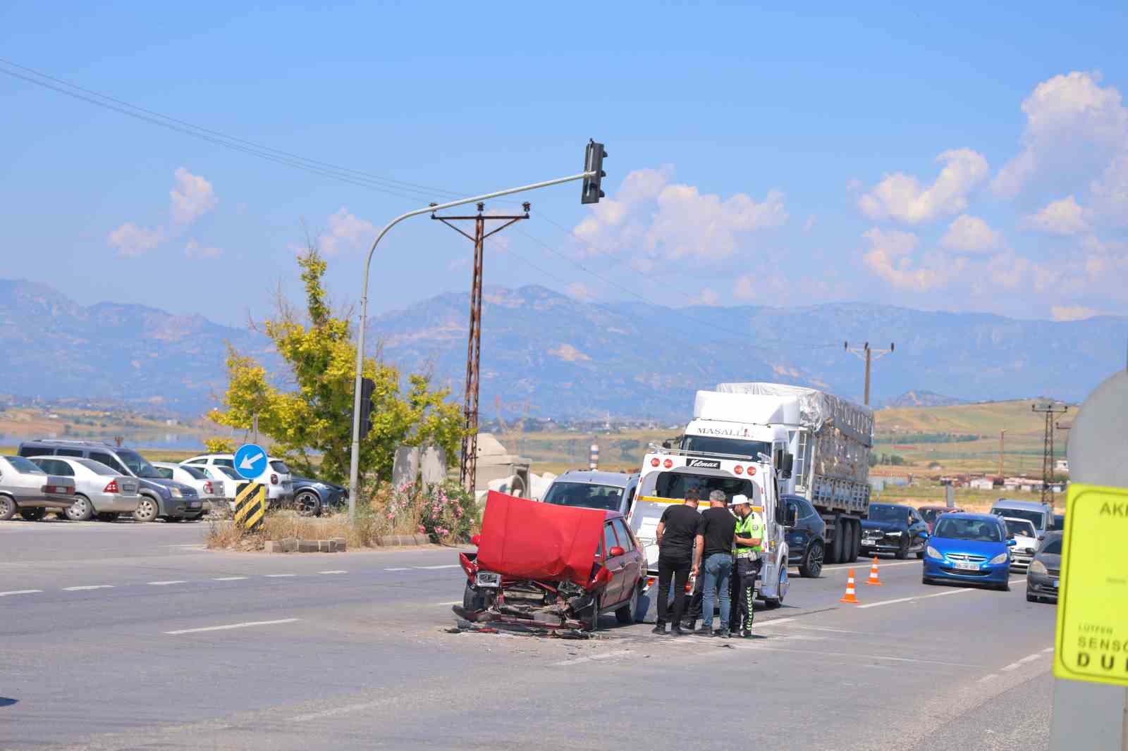 Kahramanmaraş&rsquo;ta 2 farklı trafik kazasında 2 kişi yaralandı