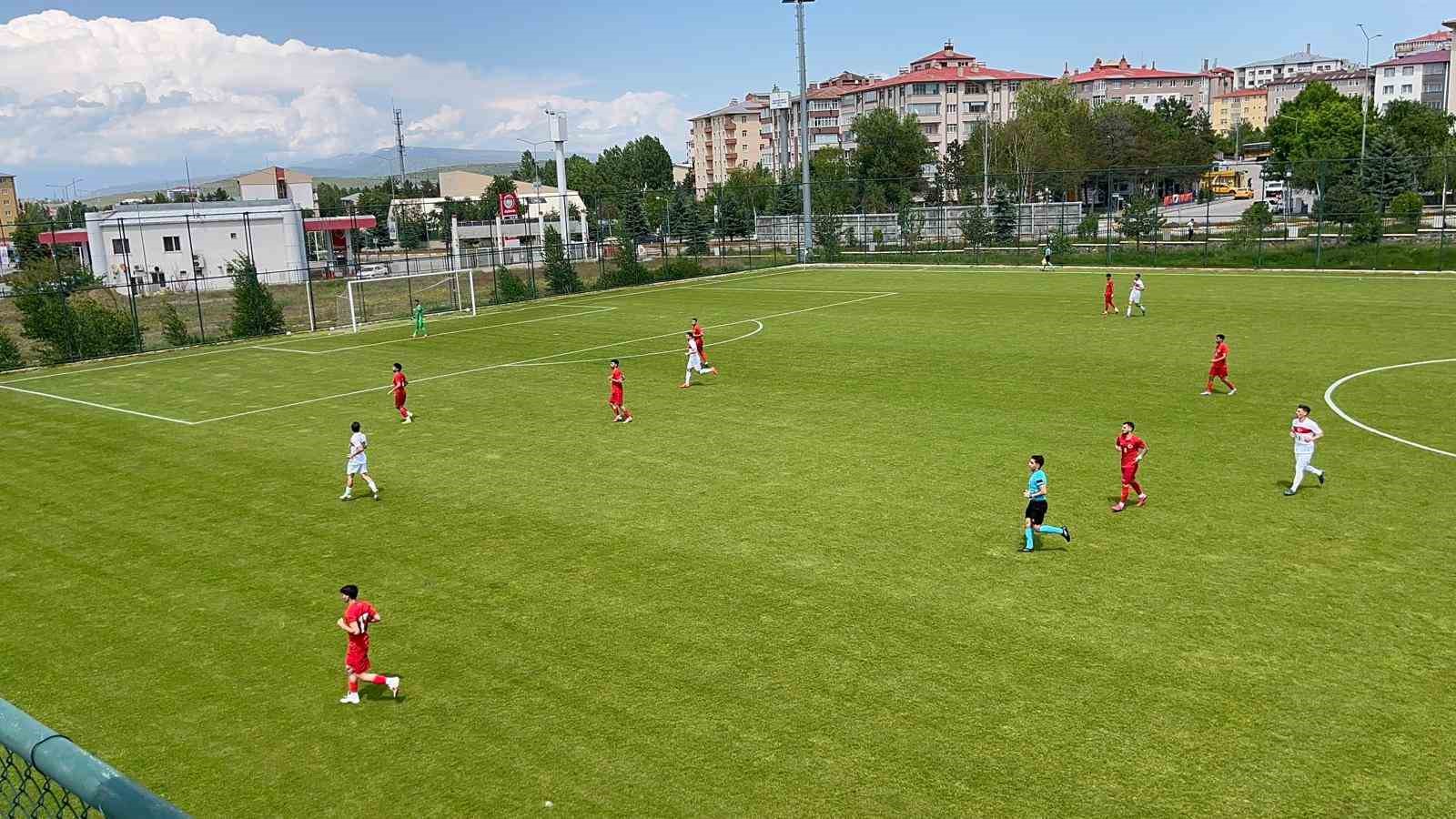 UEFA Regions Cup&rsquo;ta yarı final heyecanı