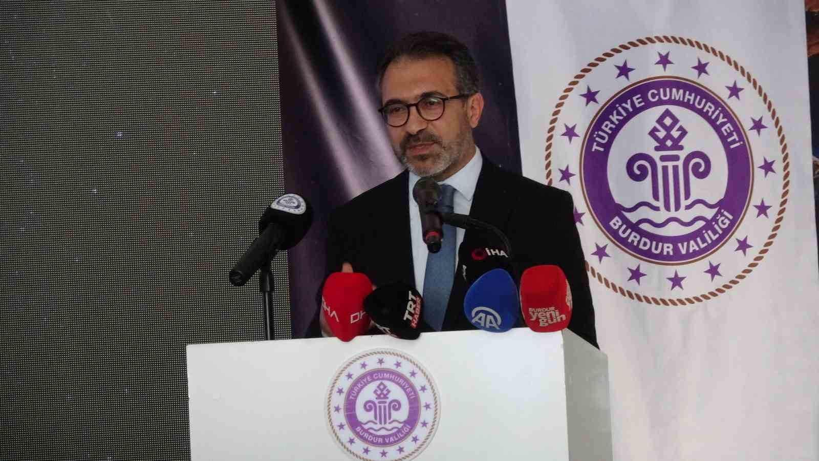 Salda Gölü kıyısında bilim şöleni: Öğrenciler ve bilim insanları bir araya geldi