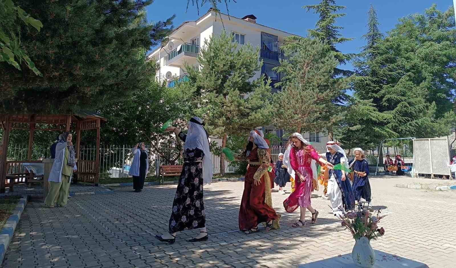 Tatvan ADEM-2&rsquo;de belge t&ouml;reni d&uuml;zenlendi