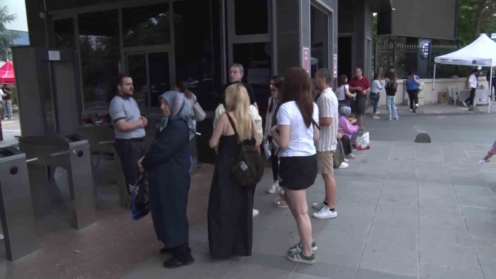 Okul &ouml;nlerinde heyecanlı YKS bekleyişi başladı