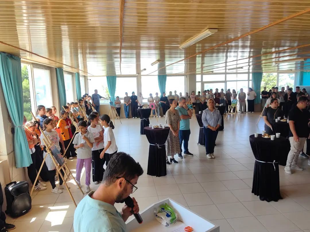 Bozyazı&rsquo;da gen&ccedil; yetenek eserlerini sanatseverlerle buluşturdu