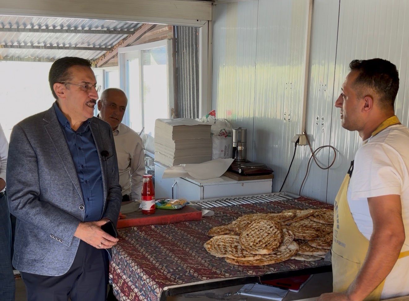 Milletvekili T&uuml;fenkci&rsquo;den Polat&rsquo;a &ccedil;ifte m&uuml;jde