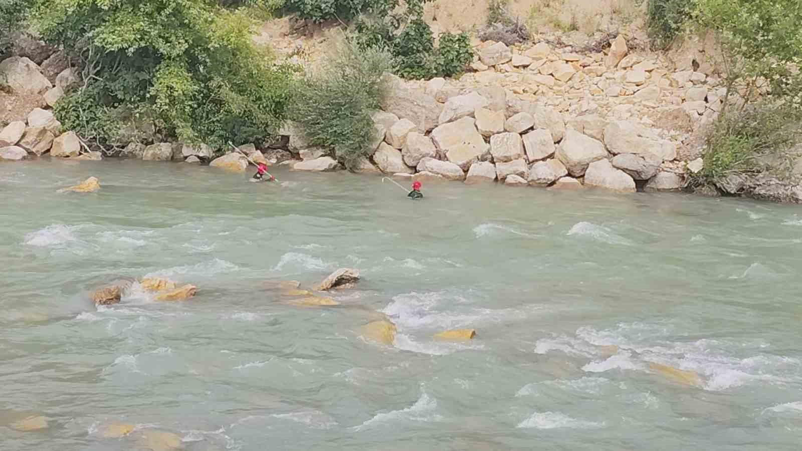 Alanya&rsquo;da &ccedil;ayda kaybolan genci arama &ccedil;alışmalarına yarın devam edilecek