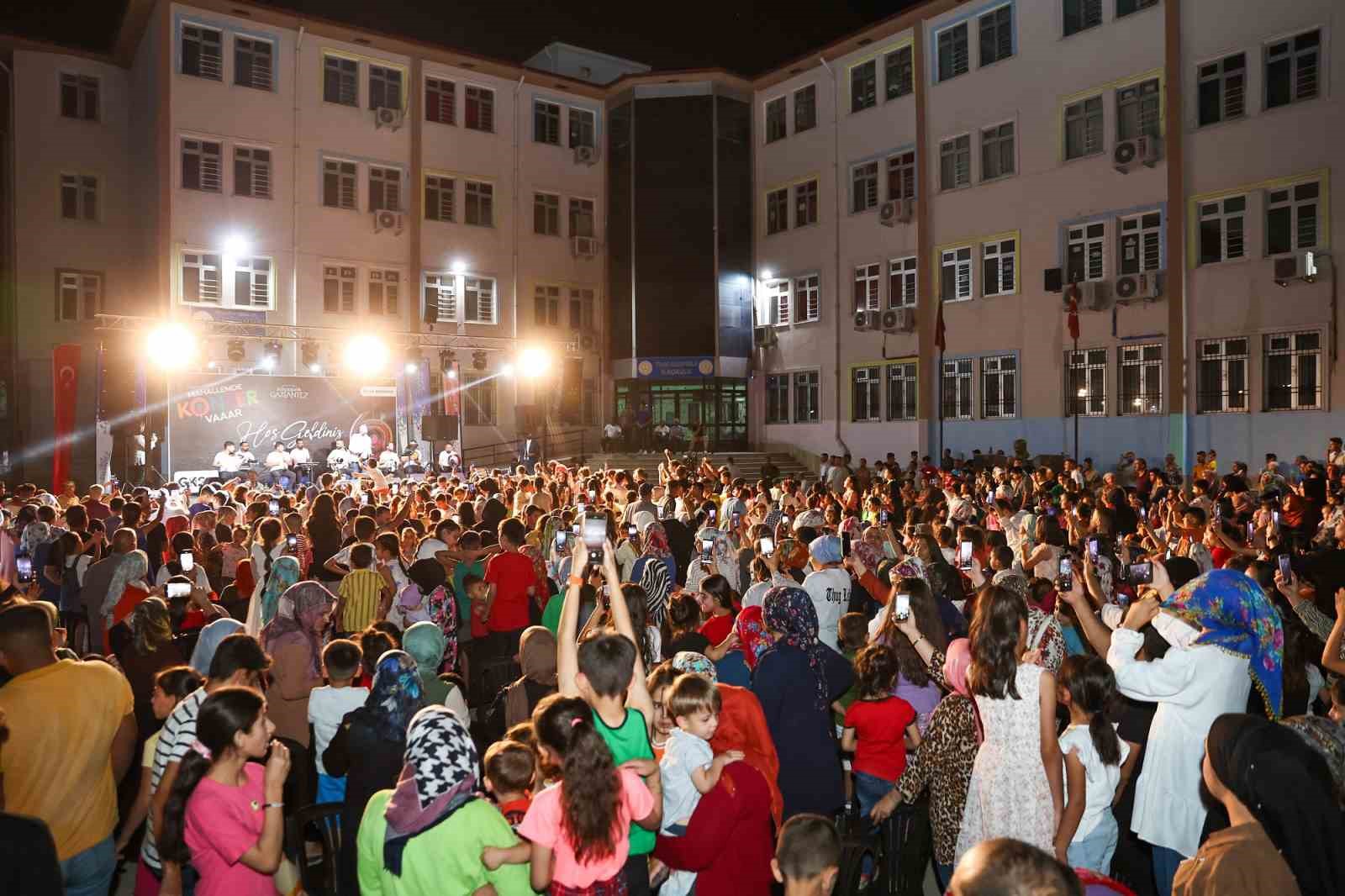 Gaziantep B&uuml;y&uuml;kşehir&rsquo;in "Mahallemde Konser Var" etkinliği yaz coşkusuyla yeniden başlıyor