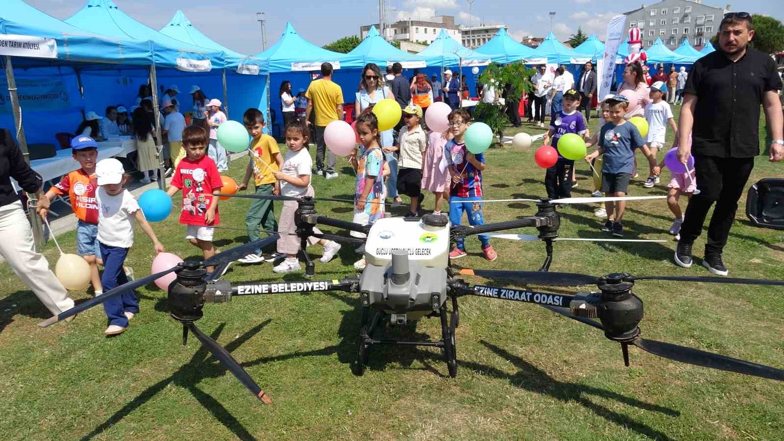 BilimFest&rsquo;te Ezine Belediyesine ait son teknoloji kent g&uuml;venlik sistemleri sergilendi