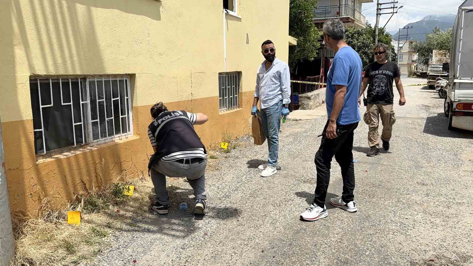 D&uuml;ğ&uuml;n konvoyundan a&ccedil;ılan ateş 4 yaşındaki &ccedil;ocuğu yaraladı