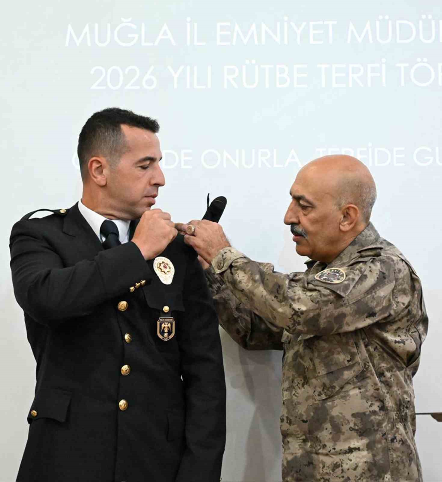 Muğla Emniyetinde r&uuml;tbe terfi t&ouml;reni