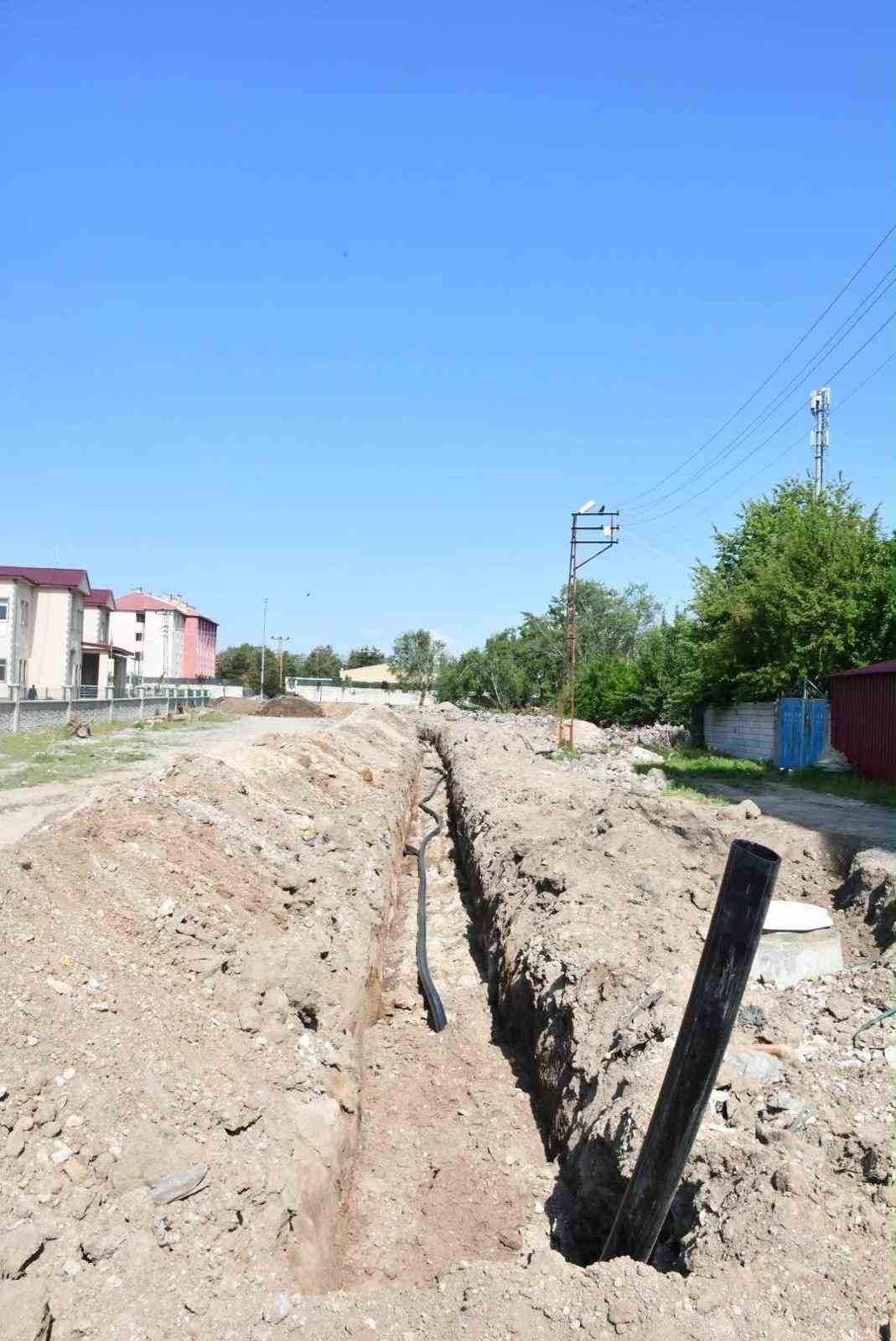 Başkan Taşkın, altyapı &ccedil;alışmalarını yerinde inceledi