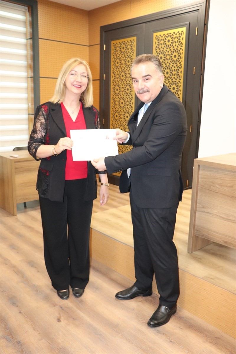 EESKEP kapsamında g&ouml;rev alan eğitimciler başarı belgesi ile &ouml;d&uuml;llendirildi