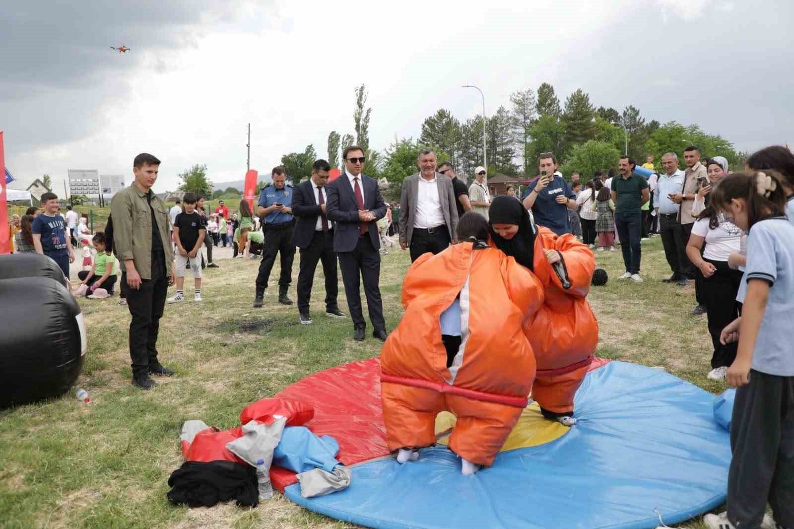 &Ccedil;avdarhisar&rsquo;da Aizanoi Spor Festivali