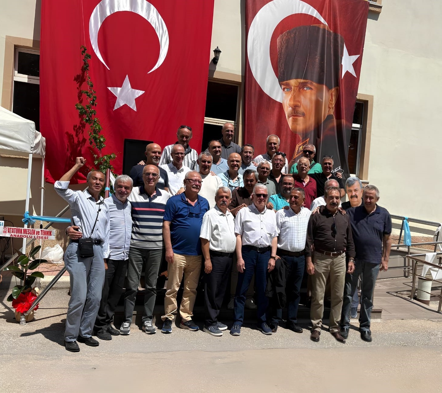 Demiryol Meslek Okulu mezunları Eskişehir&rsquo;de buluştu